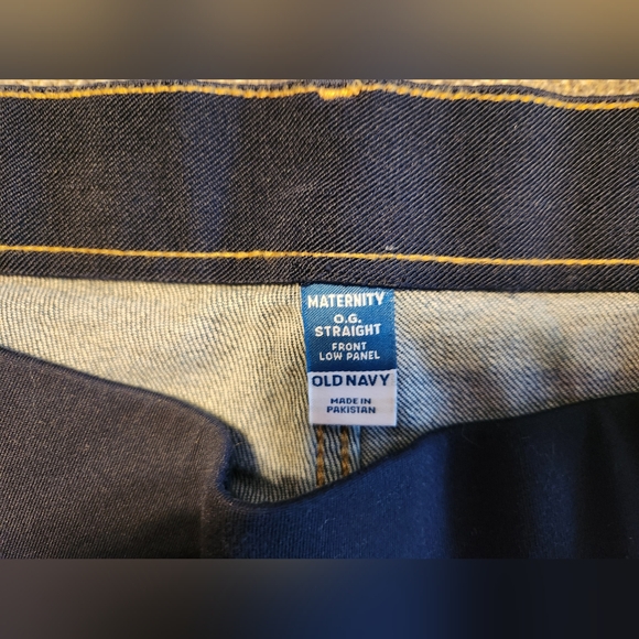 EUC Maternity Front Panel Jean Shorts, Size 12 - Picture 3 of 3